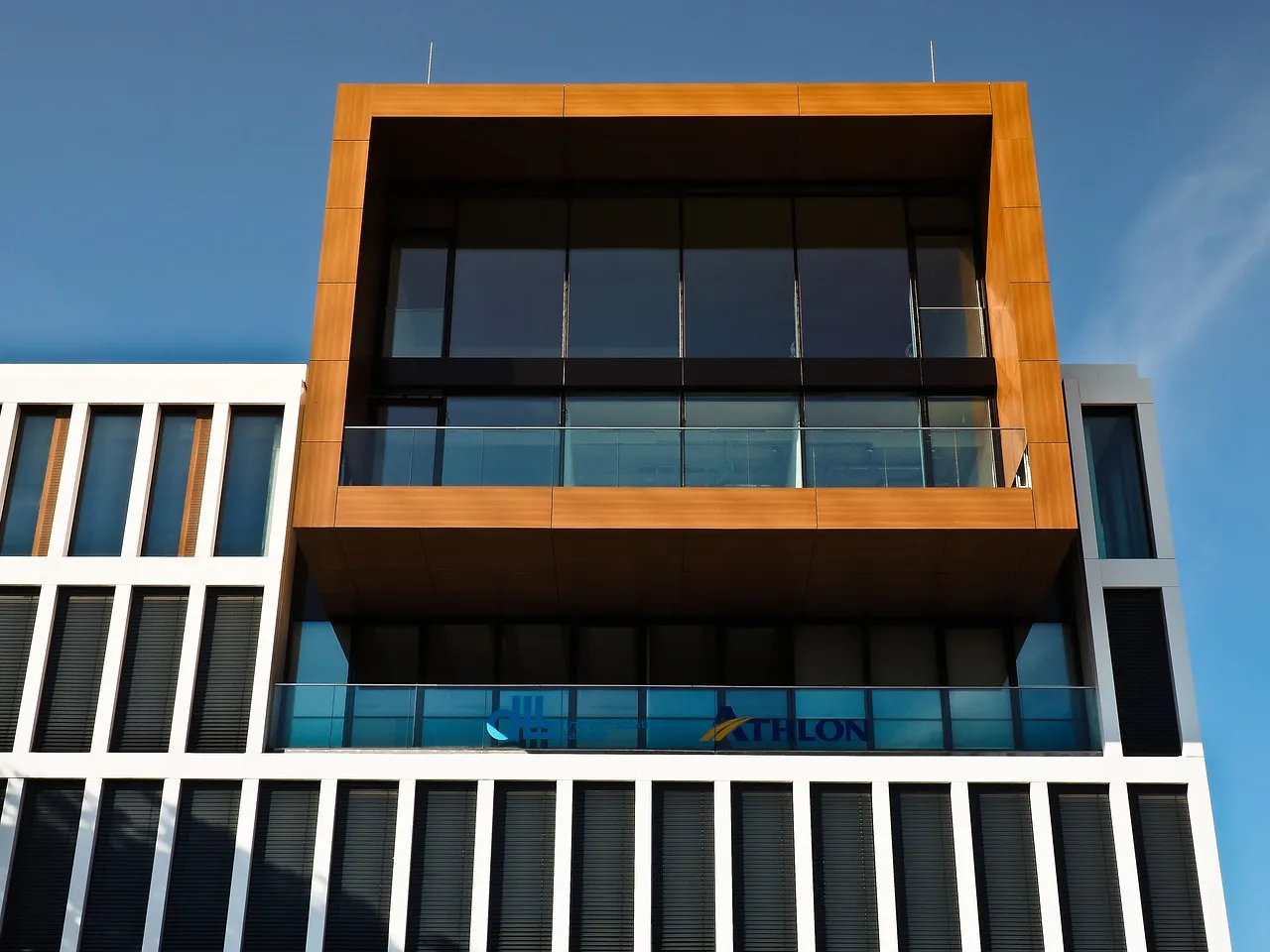 Foreign Investors are Piling into the US Commercial Real Estate